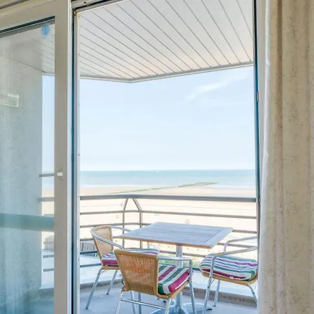 Bright Seaview For 6